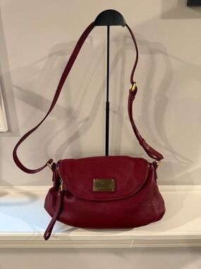Marc by Marc Jacobs Pebbled Leather Crossbody in Burgundy